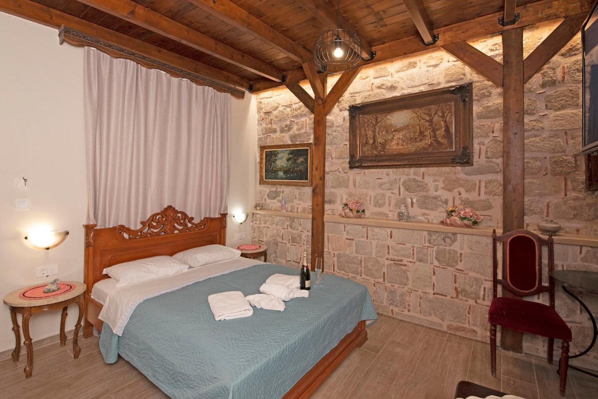 Arionos - Old Town * Rhodes City