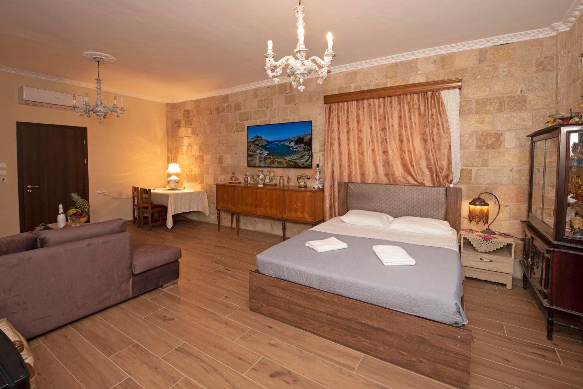 Apartment Arionos - Old Town